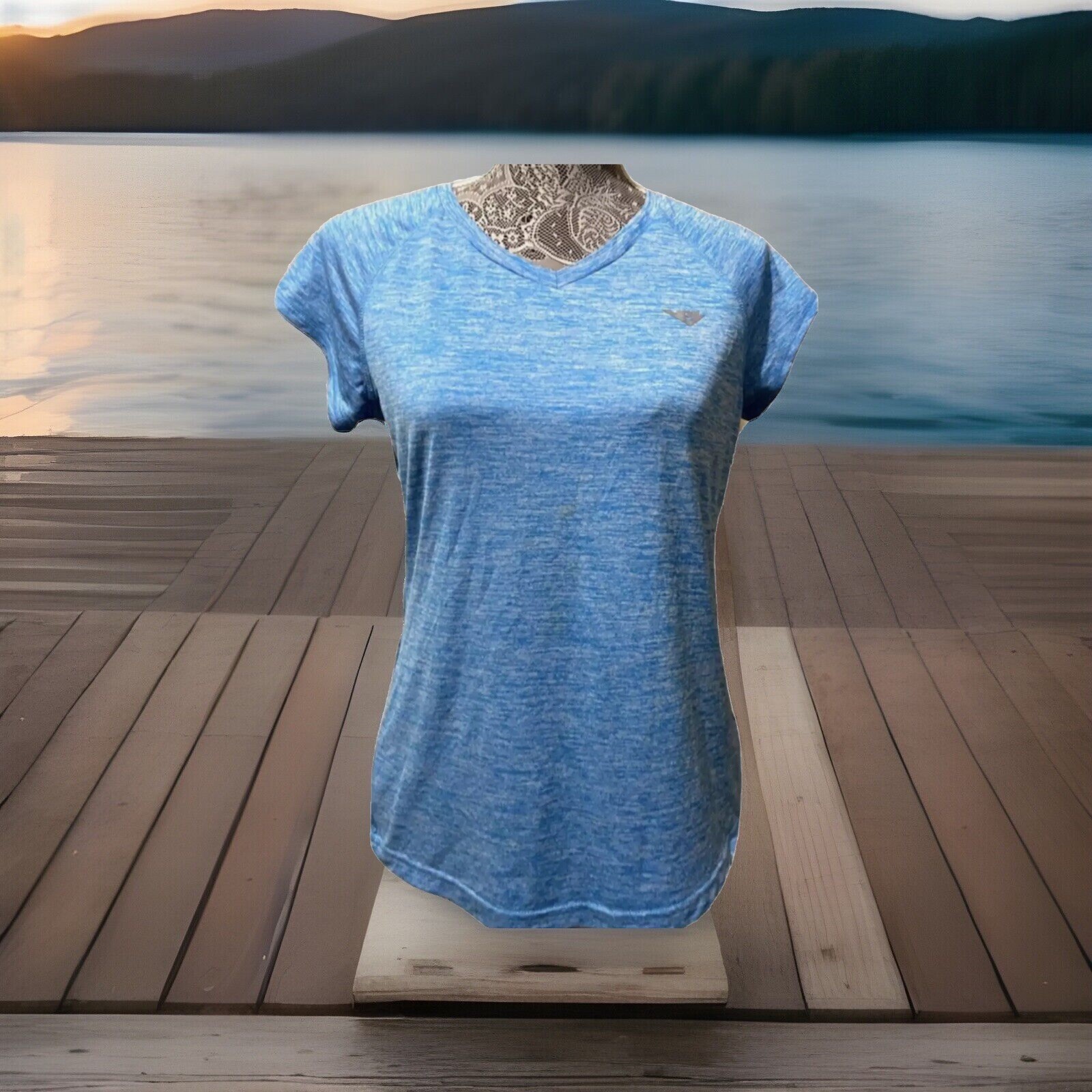 Camicia sportiva pony donna media asciutta stoppino scollo a V blu erica maniche corte