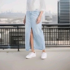 Pre-loved universal thread womens maxi fringe bottom front split demin skirt