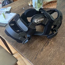 BREG FUSION OA Plus RIGHT 30 Adjustable! Excellent Condition!