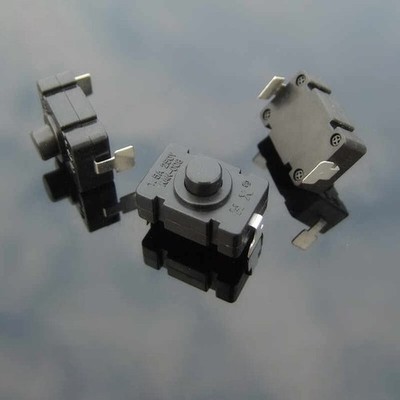 1.5A 250V Latching Push Button Switch On/Off Self-Lock Micro Switch PCB Mounted