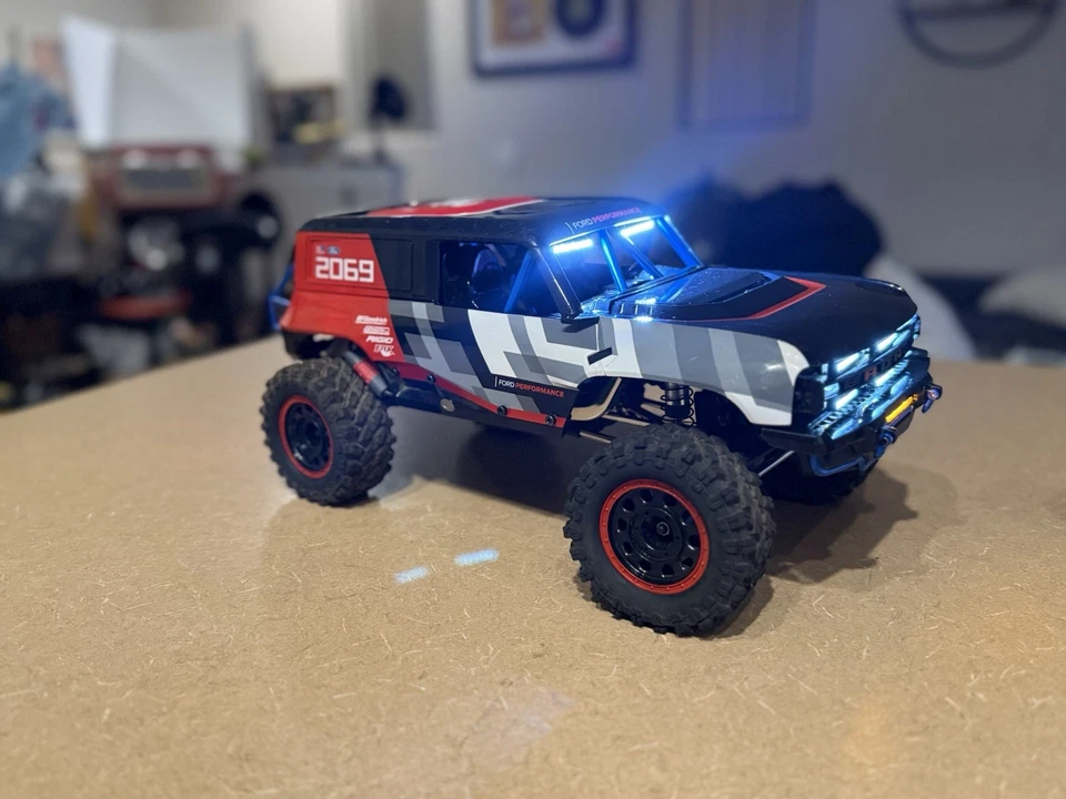 MJX H12P 112 RC Brushless 4WD Rennwagen 2.4G Short Course Truck RTR Bronco Baja - Bild 2 von 4