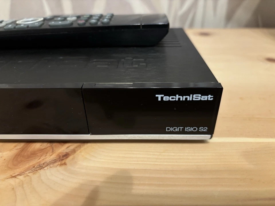 TechniSat DIGIT ISIO S2 HD-DVR DVB-S2 Twin - Bild 2 von 4