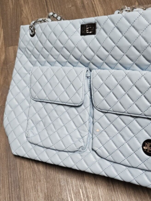 Quilted Fabric Badgley Mischka Quilted Travel Tote Weekender Bag BADGLEY MISCHKA Black Quilted Travel Tote Weekender Bag Quilted Fabric Badgley Mischka Quilted Travel Tote Weekender Bag BADGLEY MISCHKA Black Quilted Travel Tote Weekender Bag