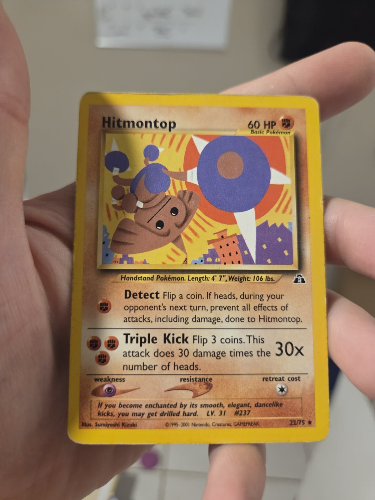 Hitmontop - 22/75 - Pokemon Neo Discovery Unlimited Rare Card WOTC