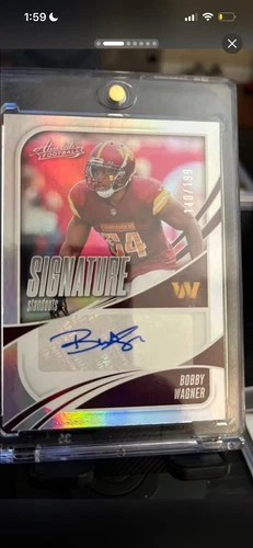 2025 Panini Absolute Bobby Wagner Base (RAW)