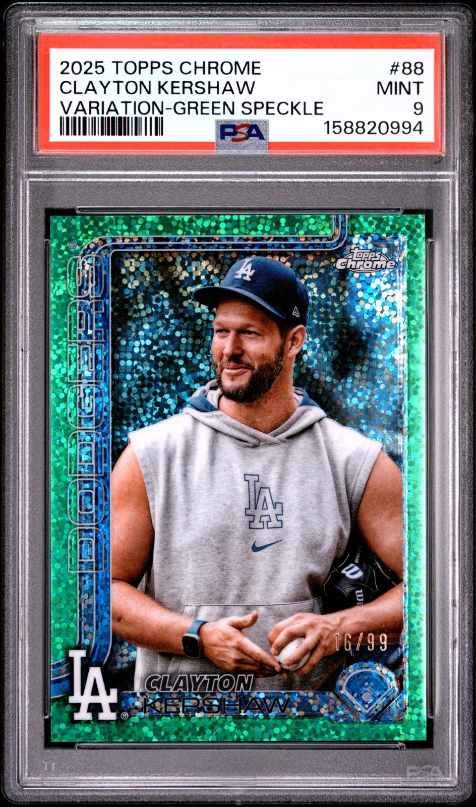 CLAYTON KERSHAW #88 2025 Topps Chrome *GREEN SPECKLE IMAGE VARIATION* PSA 9