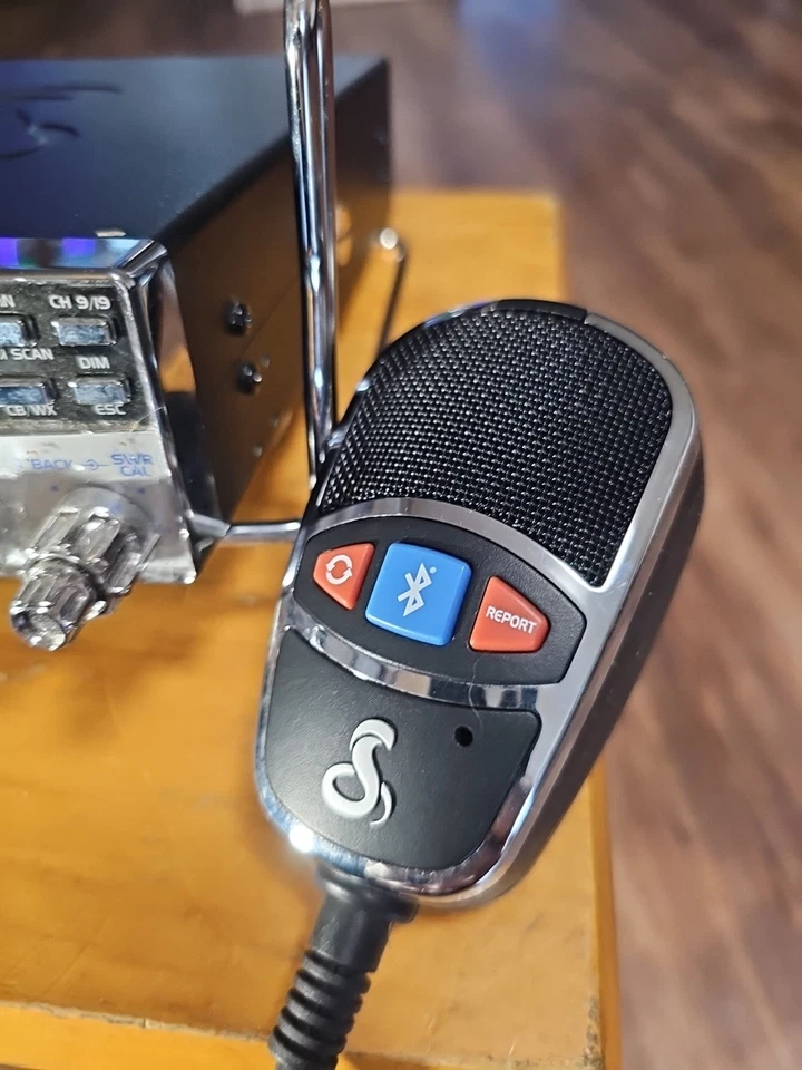 Cobra 29 LX MAX 10 Channel Smart professional CB Radio W/ 6 Pin Mic. Never Used - Image 2 of 4