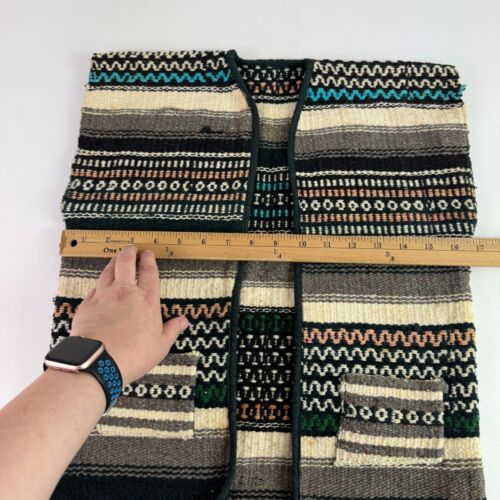 Vintage 70s Mexican Serape Vest Southwestern Woven Pockets Fringe Size XS - Picture 4 of 10