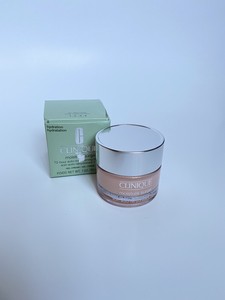 clarins 72 hour moisturiser