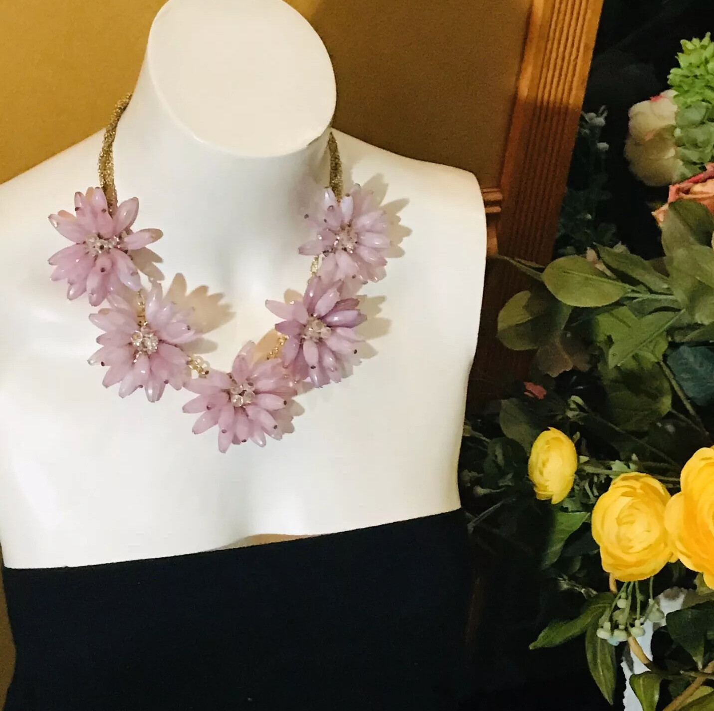 Statement MULTI LINK MULTI STRAND HUGE LAVENDER F… - image 1