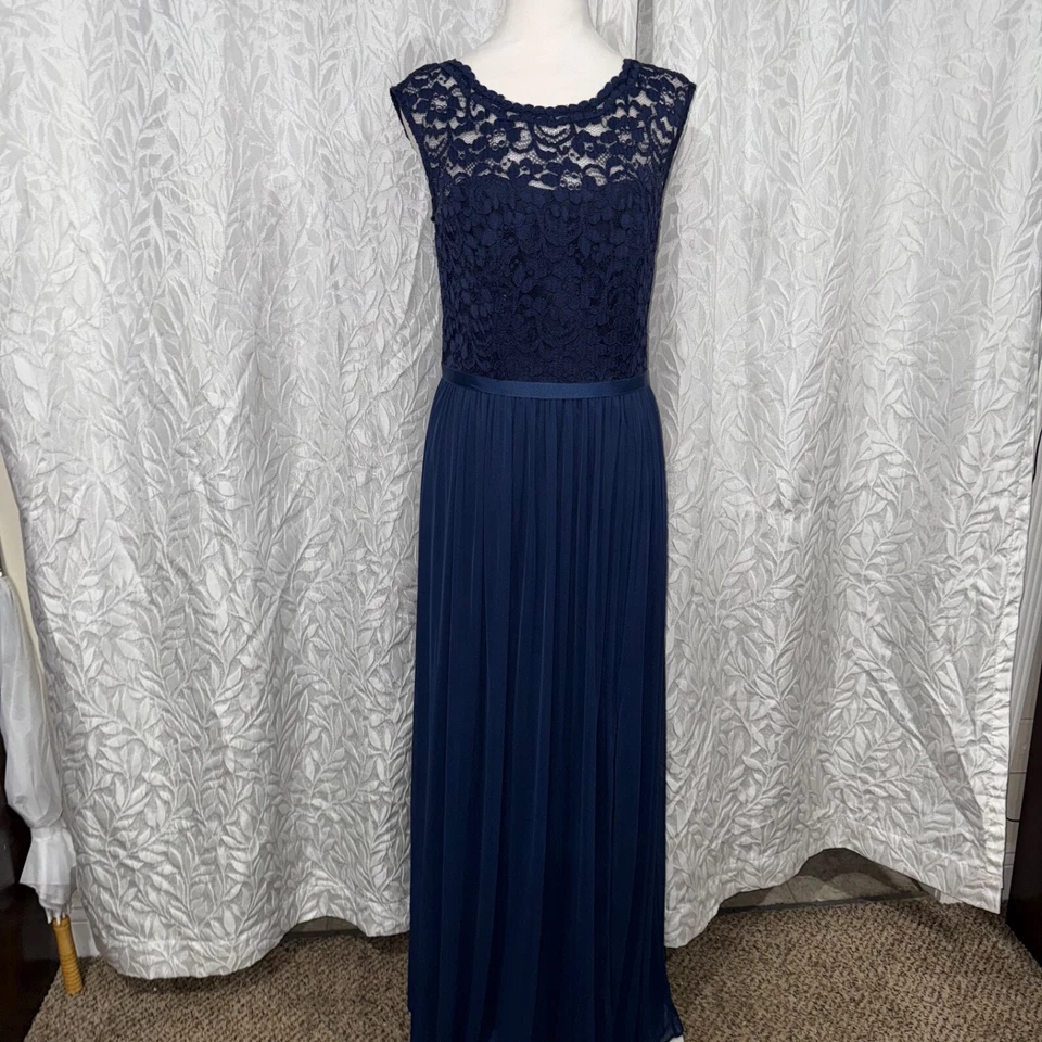 David Vestido Floral Encaje Formal Azul Navi Maxi Largo Cuello Redondo Talla 8 Foto 2 de 4