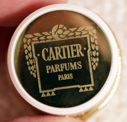 Concentración de perfume Cartier Les Heures Voyageuses Oud Absolu 1,5 oz (45 ml). - Imagen 5 de 5