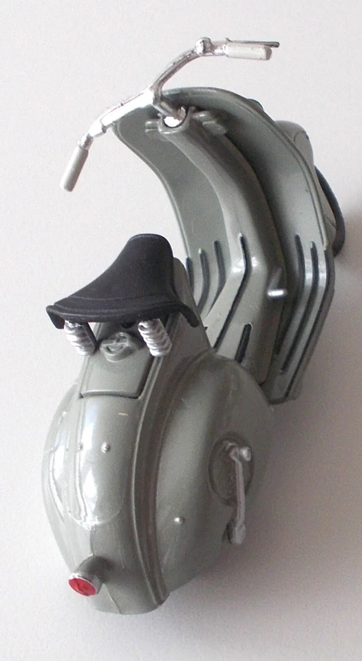 VESPA MAISTO SC. 1/18 E LIBRETTO USO/MANUT. MADE IN ITALY NO POLITOYS, MERCURY - Immagine 3 di 4