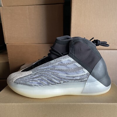 Yeezy Quantum YZY QNTM Lifestyle Model Size 8.5 Q46473