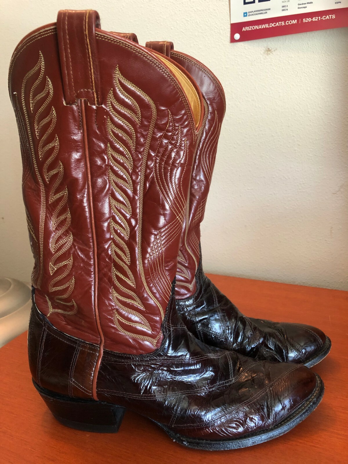lucchese alligator cowboy boots