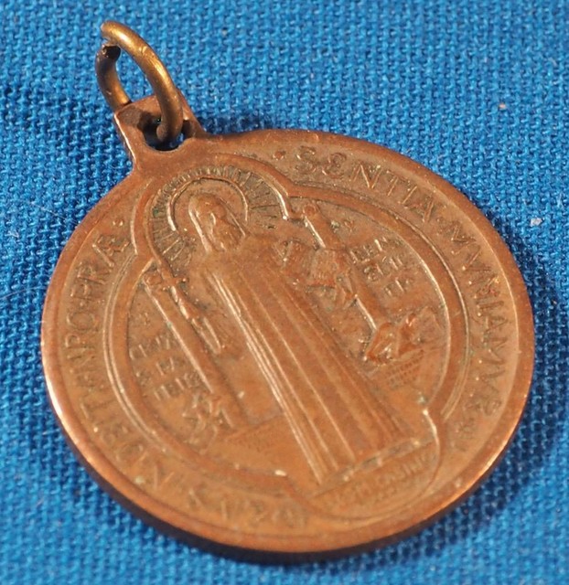 Vintage Religious Medallion Pendant NDSMD CSSML eBay