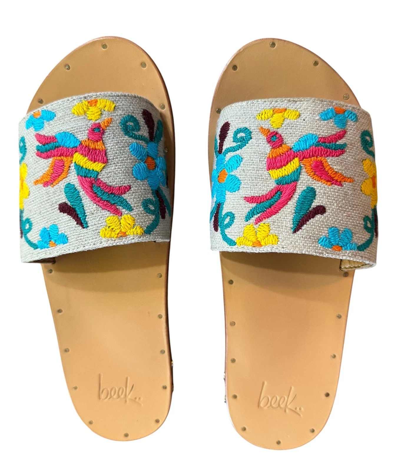 NEW w/Box Beek Embroidered Lovebird Sandals Size 7