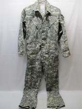 NWOT MILITARY ARMY ISSUE MECHANIC COVERALLS UCP TYPE III MEDIUM ACU DIGITAL