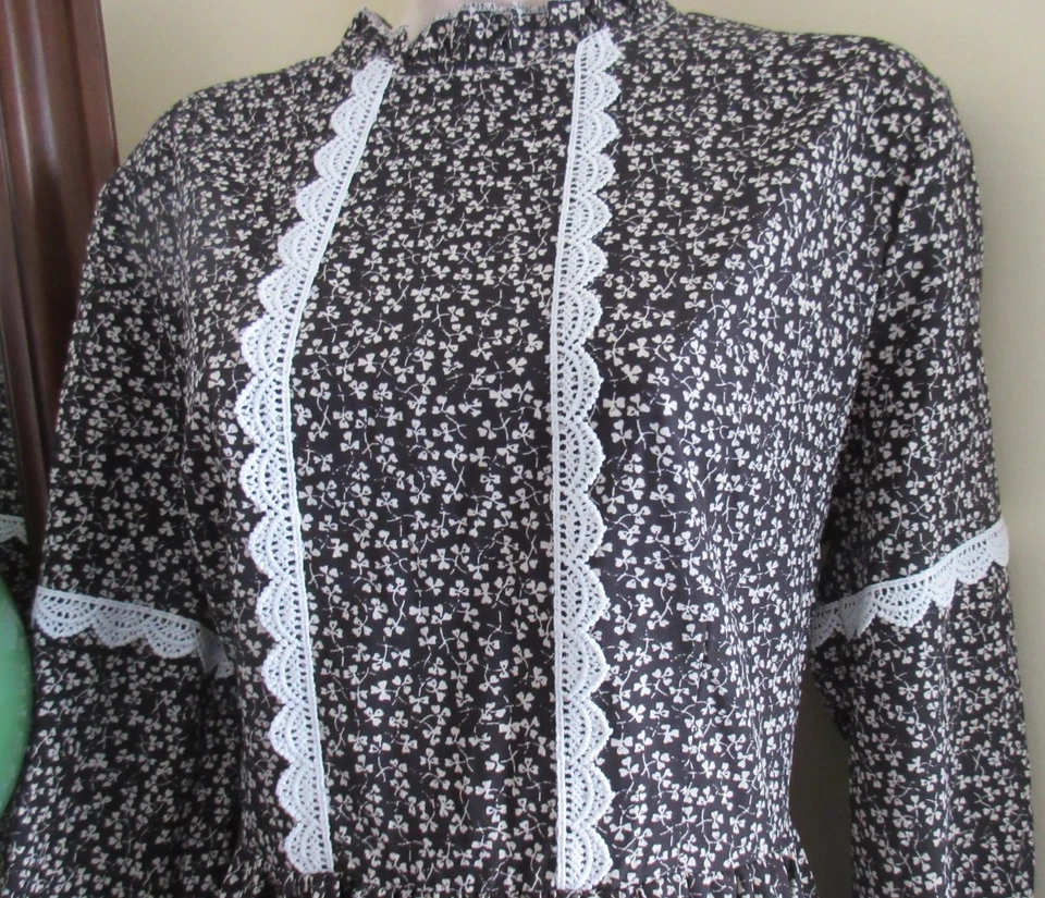 PIONEER PRAIRIE CIVIL WAR Victorian Western BLACK print dress gown L NWOT - Image 4 of 4