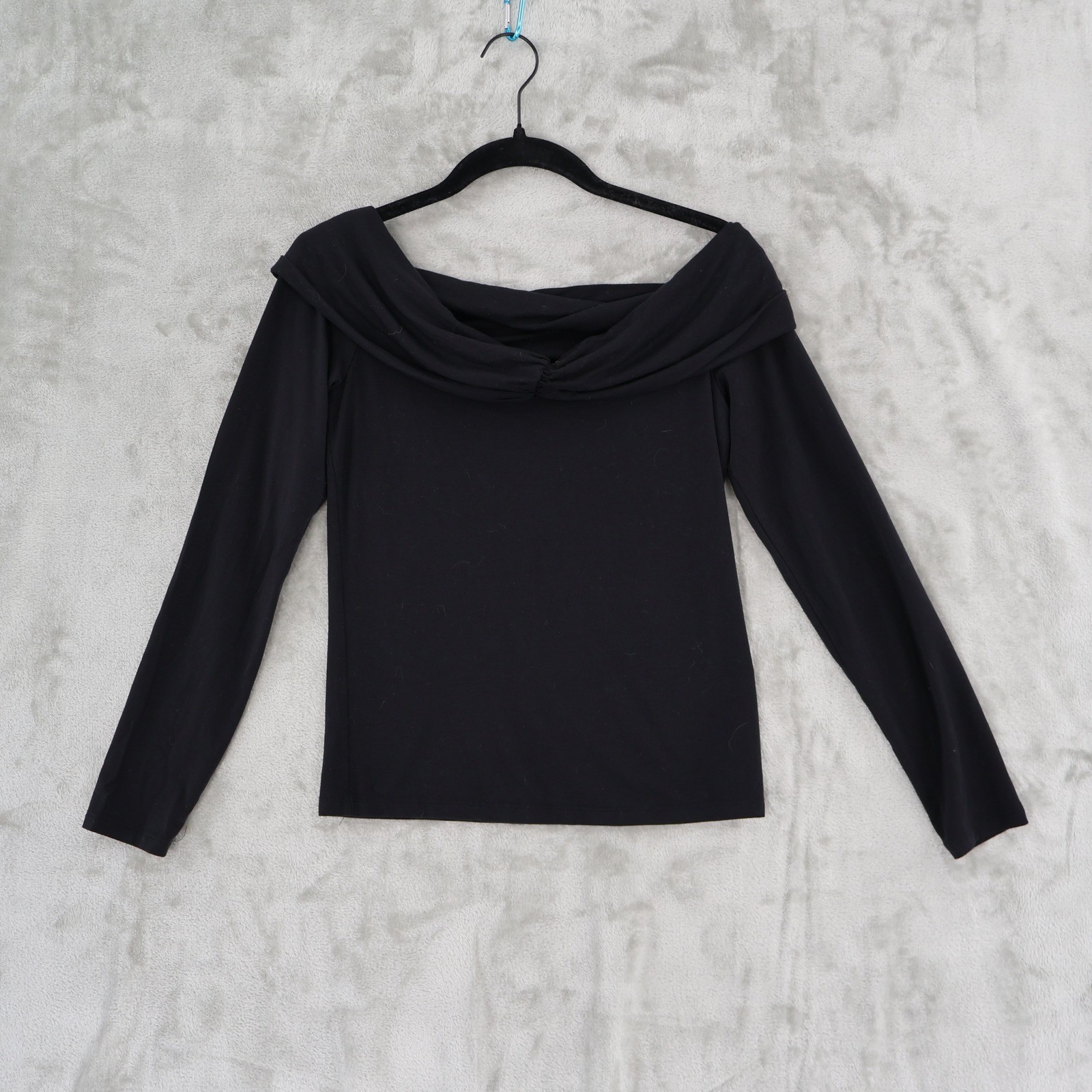 Aritzia Wilfred Top Women Size M Black Off-the-Shoulder Twisted Long Sleeve NWOT