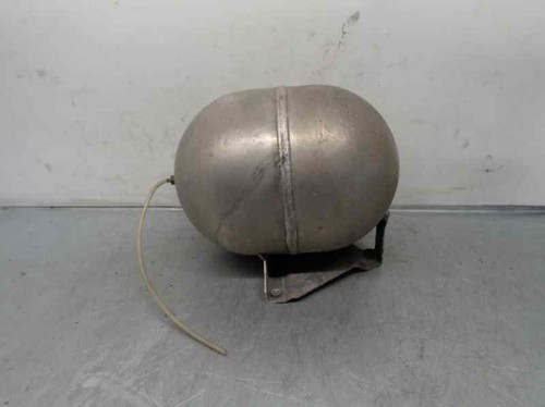 A2203200215 RESERVOIR DE SYSTÈME DE SUSPENSION / 3247157 POUR MERCEDES-BENZ CLAS - Photo 2/10