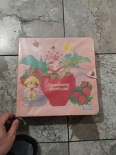 Vtg Strawberry Shortcake Storybook Figurines Carry Case