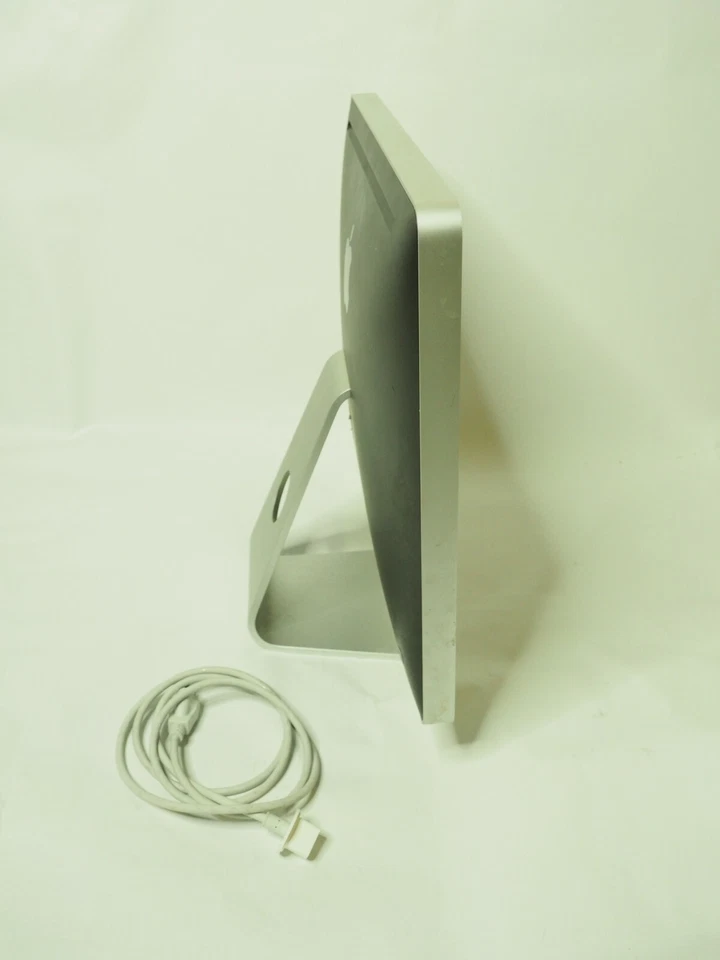 Apple iMac 20-inch Mid 2007 Core 2 Duo Processor 2.4 GHz 250GB HDD 3GB RAM - Image 4 of 4