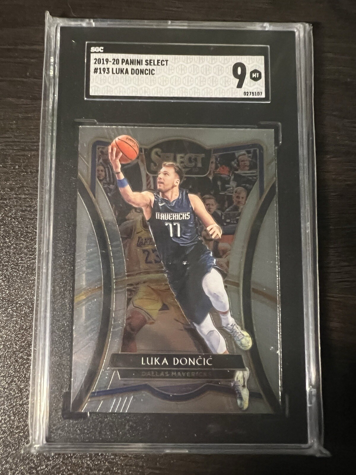 2019-20 PANINI SELECT BASKETBALL LUKA DONCIC #193 MAVERICKS GRADED SGC 9 MINT