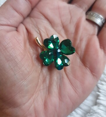 Brosche Grünklee Irish Charm Viel Glück Schmuck Geschenke für Sie oder Ihn