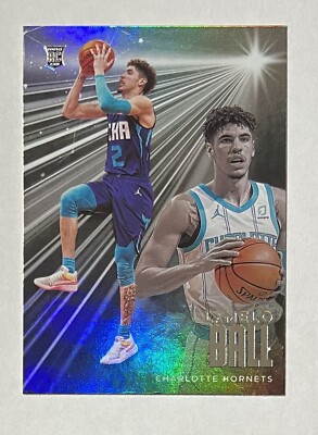 LaMelo Ball 2020-21 Panini Chronicles Essentials Basketball RC