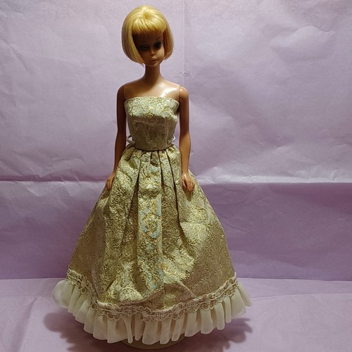 Vintage AMERICAN GIRL BARBIE Doll w/Blonde Bob, STRAIGHT LEGS, Midge