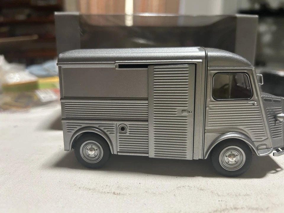 Fourgon CITROËN Type H au 1/32e dit Tube. REPLICAGRI Rép 040. - Immagine 4 di 4