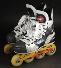 Bauer Vapor Agility Inline Roller Hockey Skates Size 2R US Shoe 3 Youth
