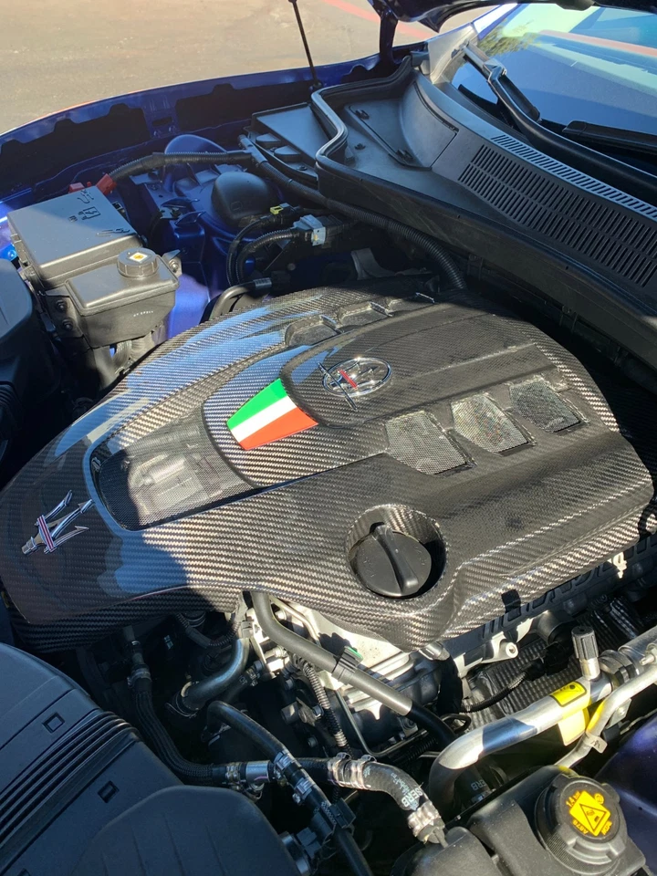 CUBIERTA MOTOR FIBRA CARBONO MASERATI GHIBLI BASE o S/LEVANTE (BASE) Foto 4 de 4