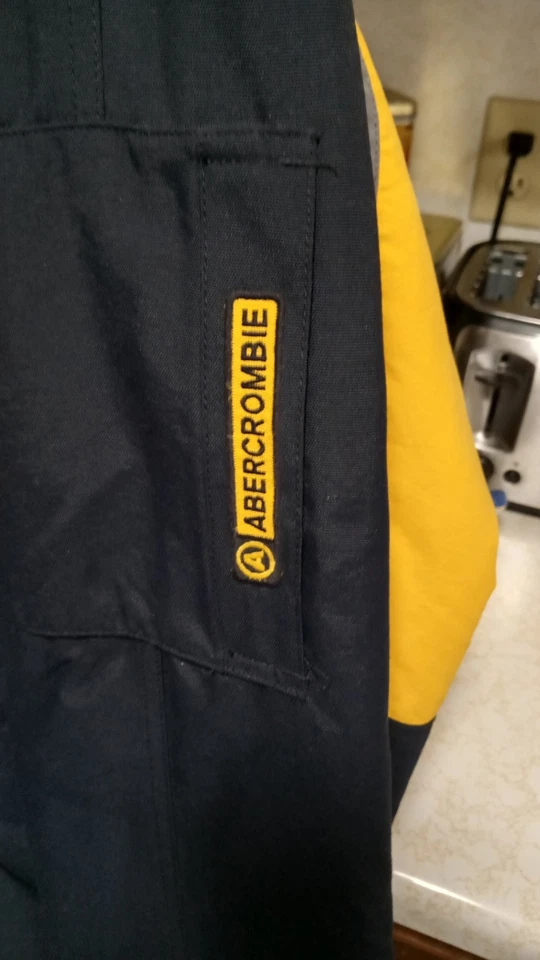 Chaqueta forrada de vellón negra y amarilla Abercrombie & Fitch de colección para hombre. XL, bueno... Foto 4 de 4