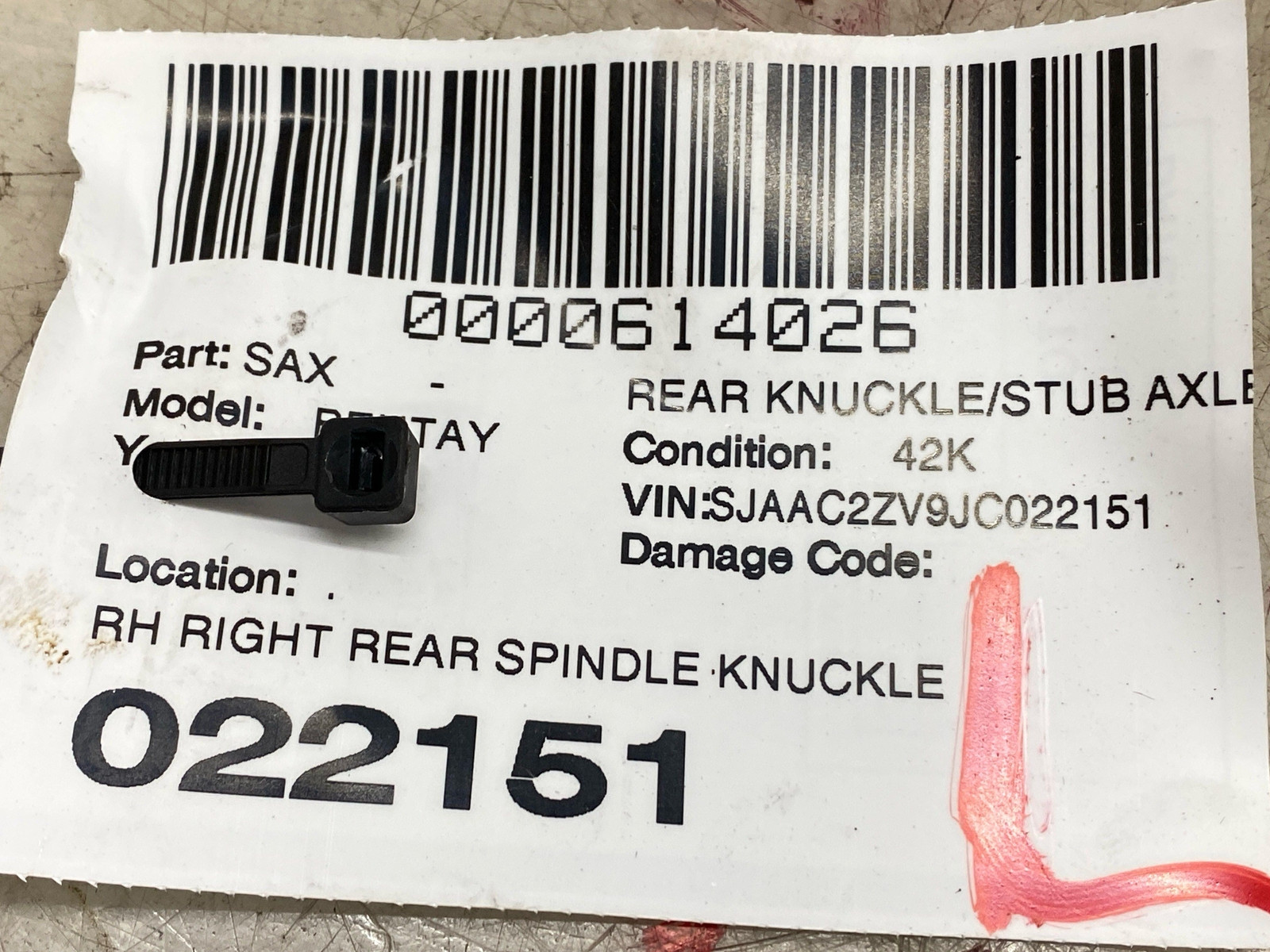 2016 - 2020 BENTLEY BENTAYGA OEM RH RIGHT REAR SPINDLE KNUCKLE WHEEL BEARING HUB