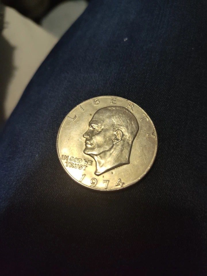 1974 Silver Dollar Denver Mint - Image 2 of 2