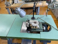 YAMATO Z361 OVERLOCK MACHINE WITH TABLE