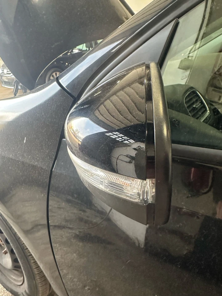 Espelho de porta esquerda usado serve: 2012 Volkswagen Golf Power exc. Homem aquecido City Htbk - Imagem 3 de 4