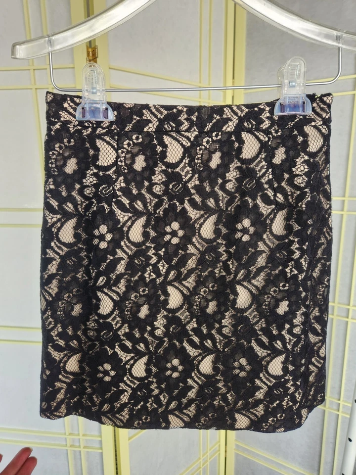 BeBe размер XXS куртка, размер 0 юбка черный кружевной над голая цвет костюм потрясающий!! - Изображение 3 из 4