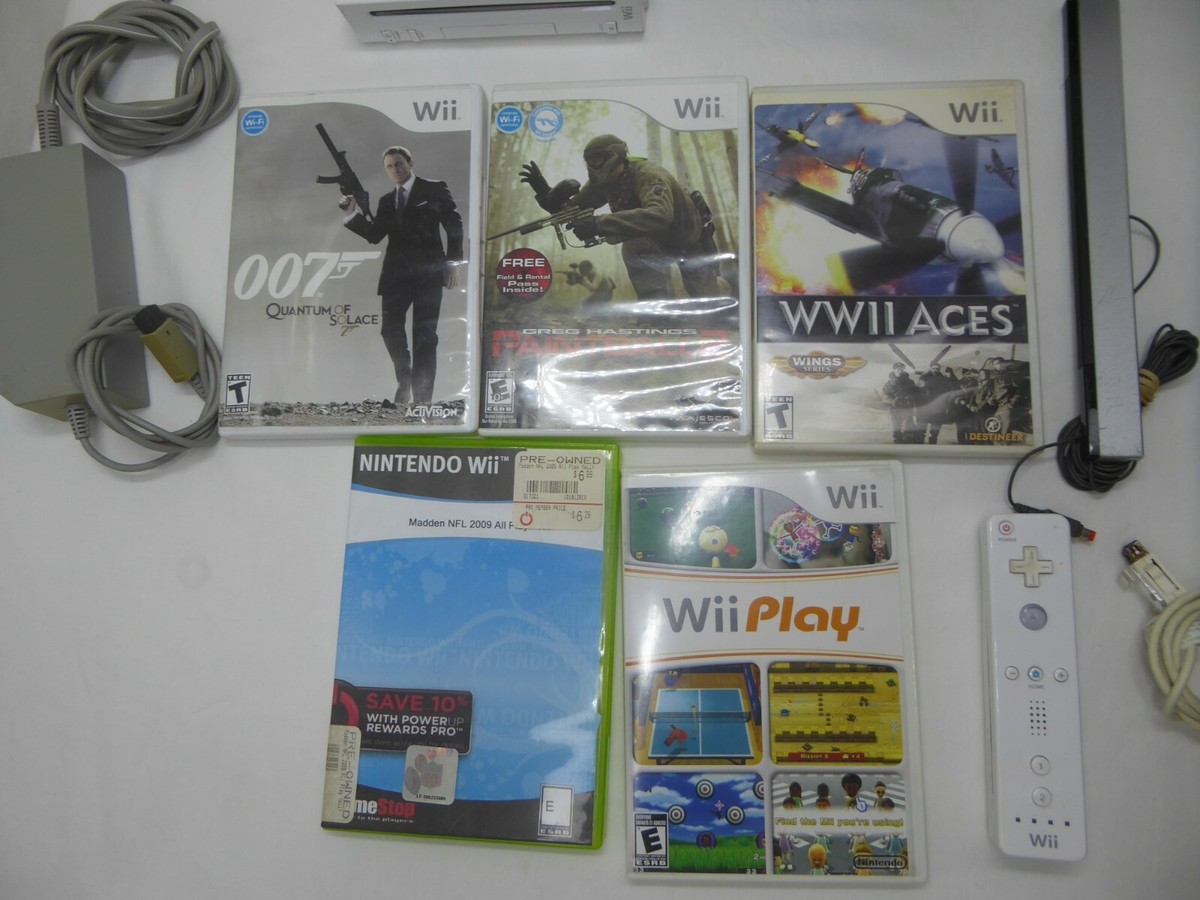 Nintendo Wii White Console (NTSC) w/ 5 games 007 Quantum of solace