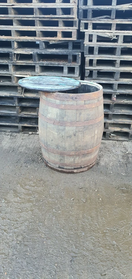 LID REMOVED LARGE WIDE WHISKEY OAK WOODEN BARREL COLD WATER THERAPY PLUNGE POOL - Image 3 of 4