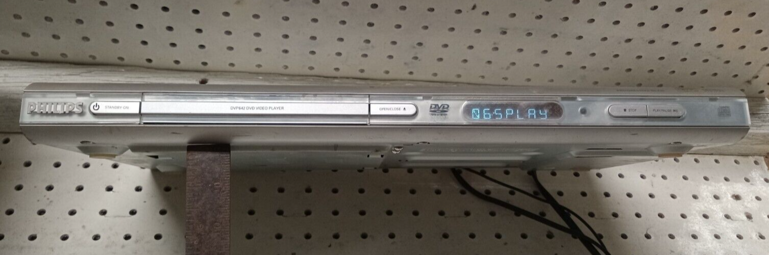 Philips DVD Player with Power Functionality-image