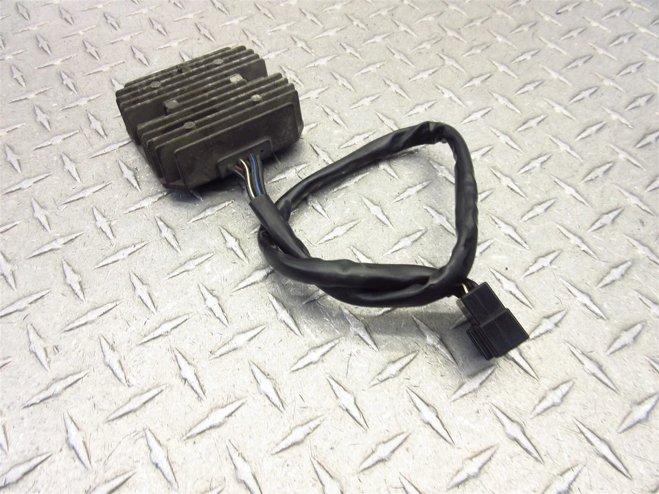 Kawasaki VN1500 2001 99-05 Vulcan Classic regulador delantero rectificador voltaje Foto 3 de 4