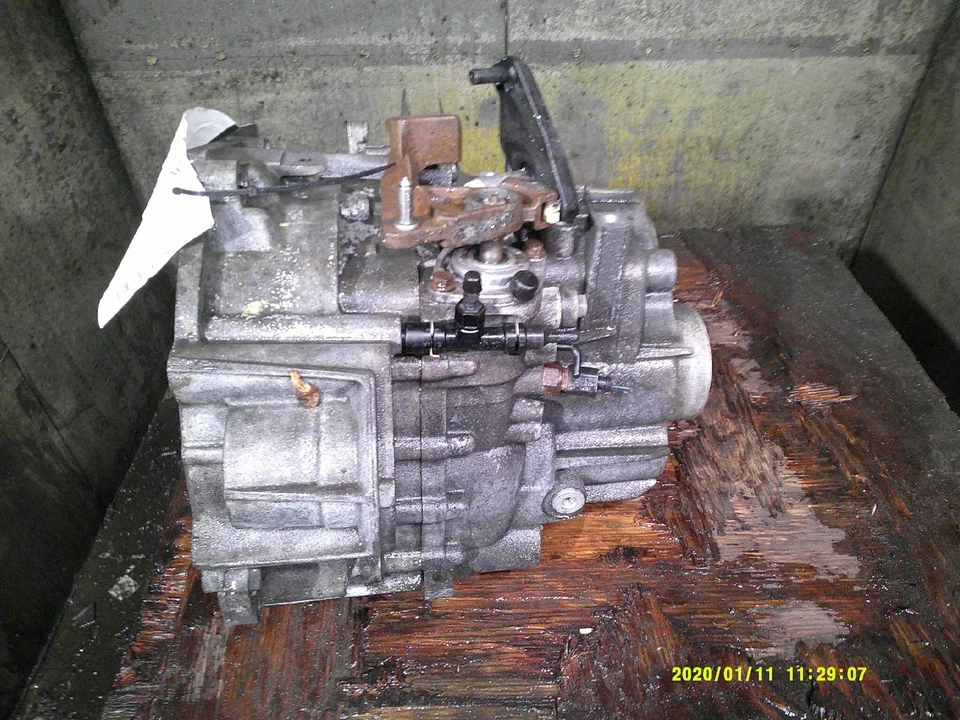 2010 2011 Volkswagen Golf GTI 2.0L Manual Transmission 127K Miles OEM - Image 2 of 4