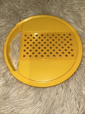 Vintage Tupperware Cheese Grater 1852-1 Yellow Replacement Part 10'' Round