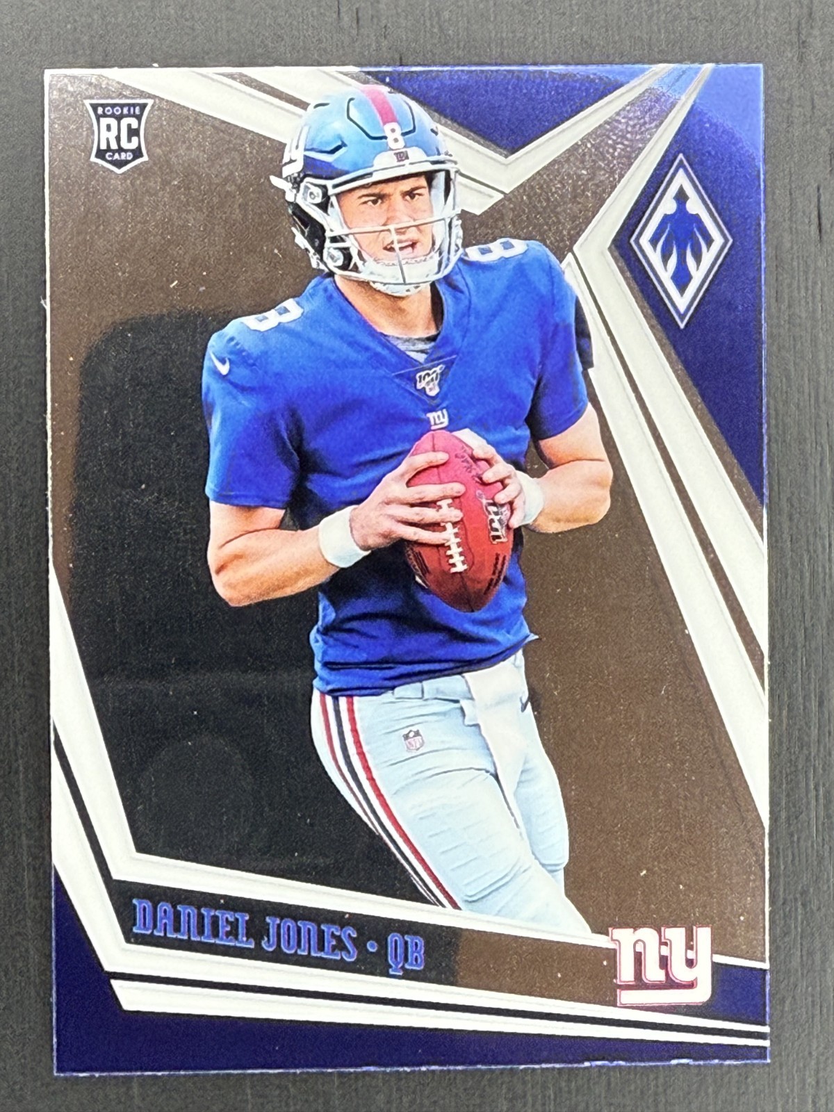 2019 Panini Phoenix Daniel Jones #102 Base Rookie RC New York Giants