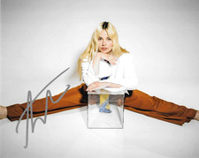 * ASHE * signed 8x10 photo * THE FAVORS * ASHLYN RAE WILLSON * COA *