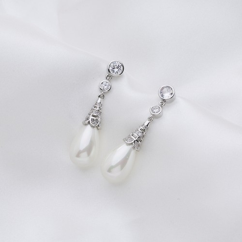 Collingwood Shell Pearl Earrings, Princess of Wales Reproduction with 5A CZ - Picture 4 of 24