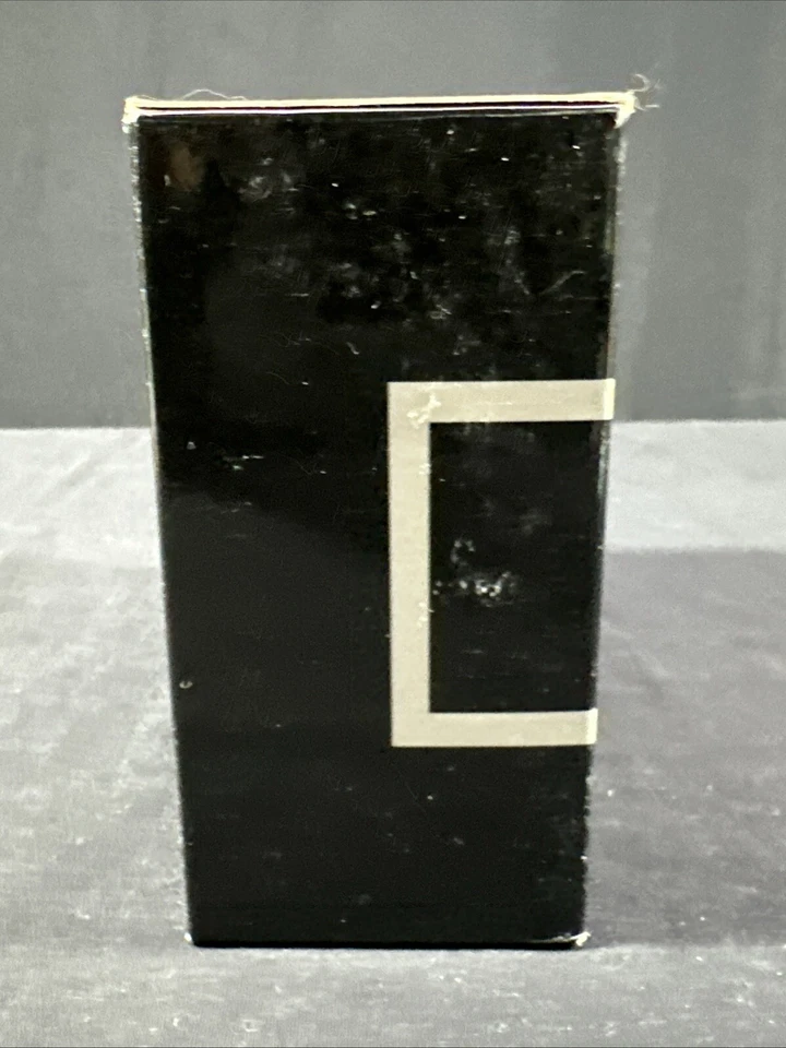 Minichamps 1/43 Scale Mini Cooper Cabrio Green And White Diecast Model - Image 4 of 4